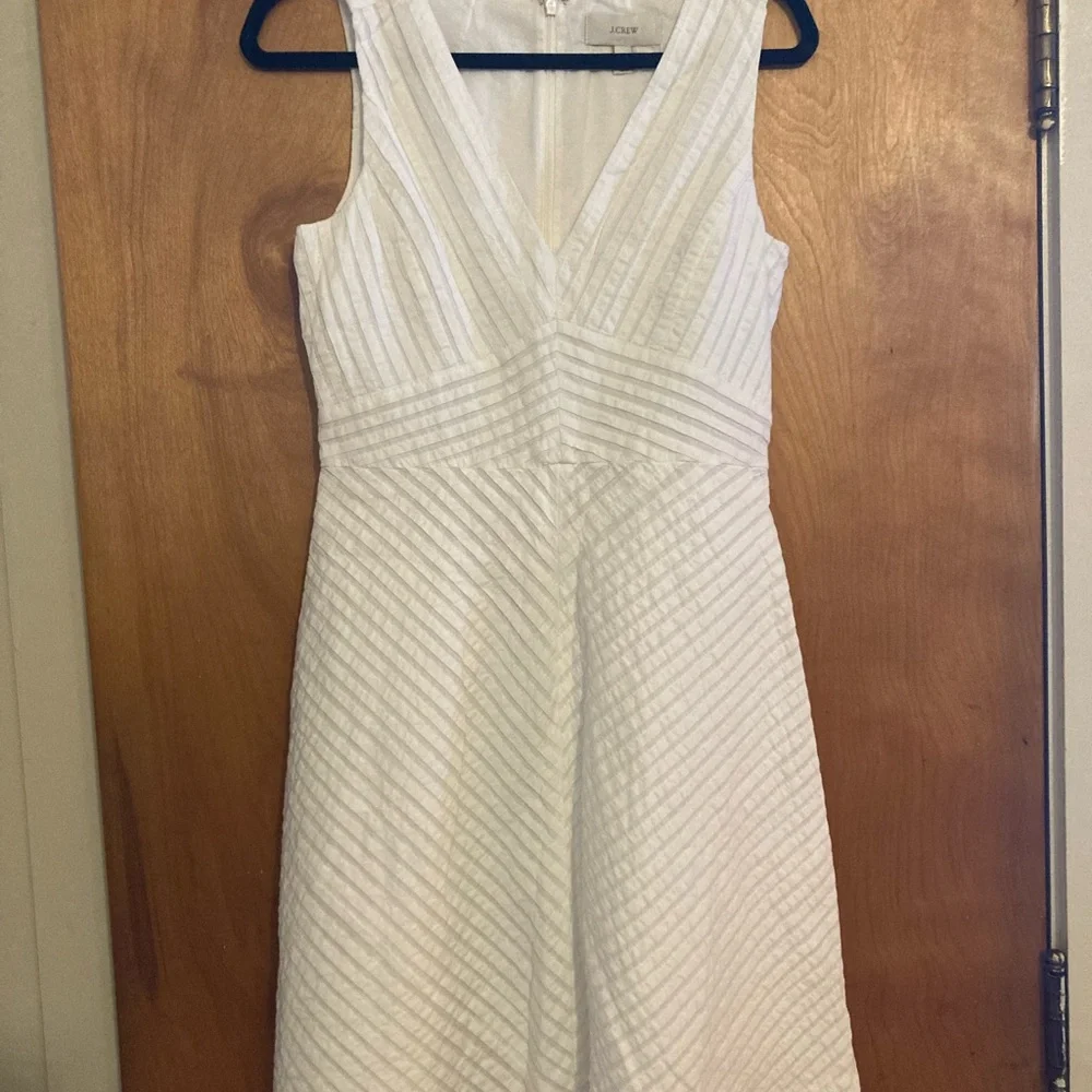 Women’s J Crew White Sleeveless V Neck Summer Dress, Size 2. - Picture 2 of 12